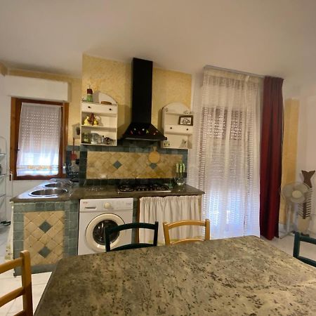 A Casa Di Glo' Apartment Porto Torres Exterior photo